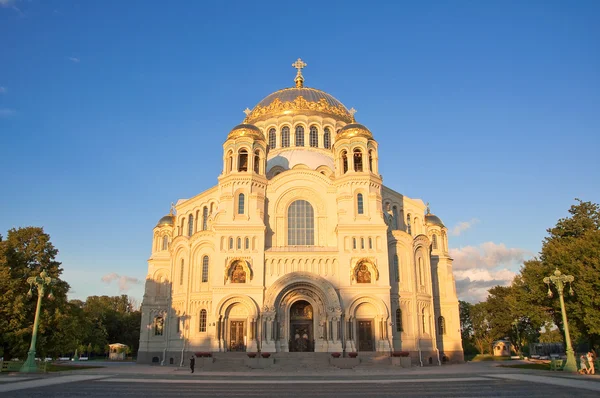 A catedral naval de São Nicolau em Kronstadt, Rússia . — Fotografia de Stock