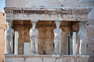 Atina akropolü caryatids sundurma.