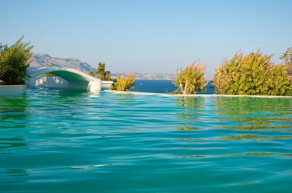 スイミング プール。ロードス島, ギリシャ. — ストック写真