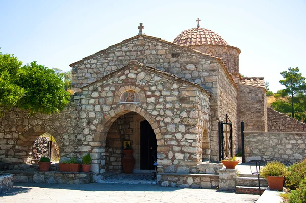 Moni thari monastery, Rhodos, Grekland. — Stockfoto