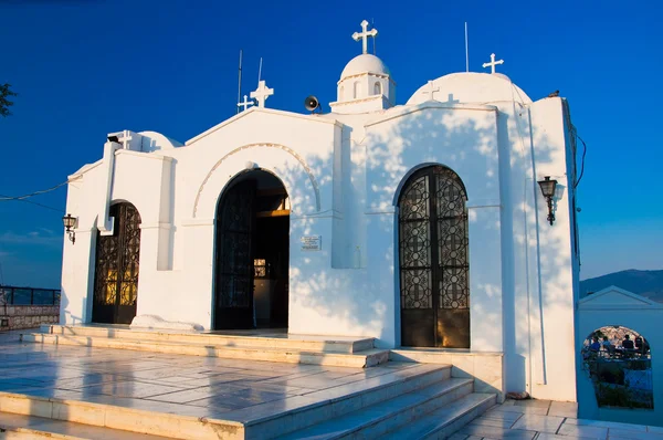 Saint George's kapel op top Mount Lycabettus — Stockfoto