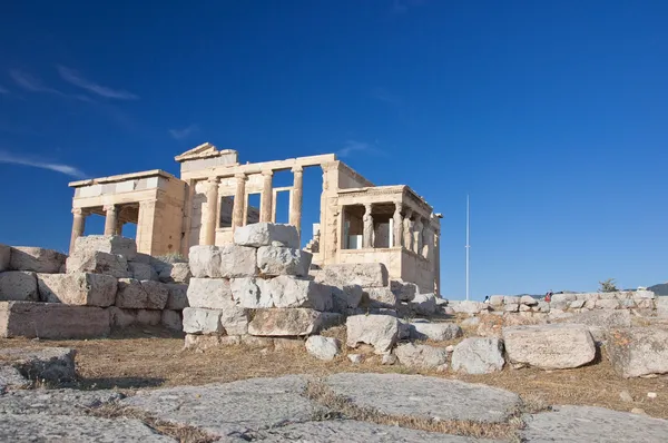 Das erechtheion auf der akropolis von athens in griechenland. — Stockfoto