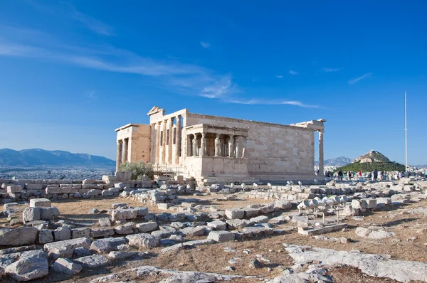 El Erechtheion en la Acrópolis de Atenas en Grecia . — Foto de Stock