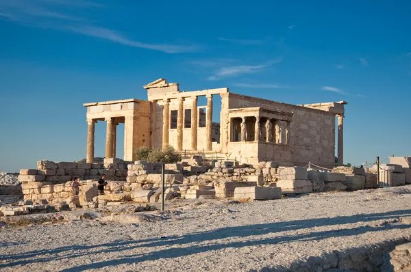 O Erechtheion em Acrópole de Atenas. Grécia . — Fotografia de Stock