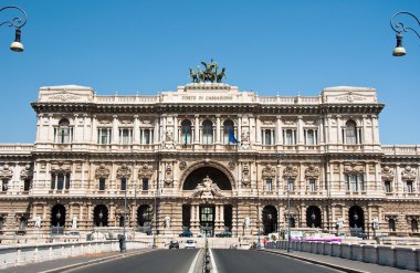 ponte umberto Adalet Sarayı ben Ağustos 5, 2013 yılında Roma. yüksek mahkeme ve yargı Halk Kütüphanesi, prati bölgesinde Roma Adalet Sarayı olduğu.