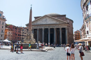 pantheon on Ağustos 6, 2013 yılında Roma, İtalya.