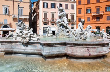 Roma-Ağustos 8: Neptün Çeşmesi, Roma, İtalya Ağustos 8,2013 üzerinde. Neptün Çeşmesi, piazza navona Kuzey sonunda bulunan Roma, İtalya, bir çeşme 's.