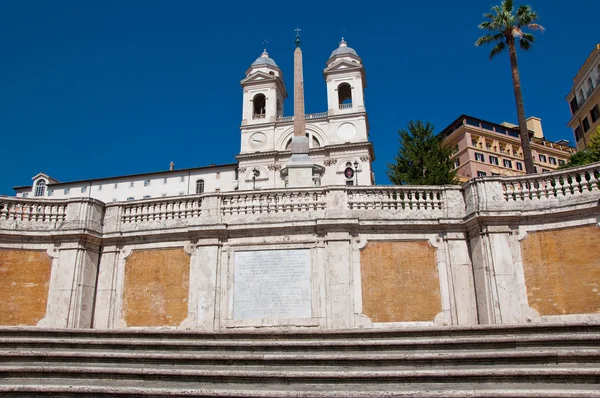 Испанские ступеньки, вид с площади Испании в Риме, Италия . — стоковое фото