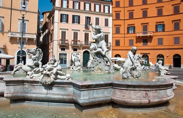 ROME-AUGUST 8: Fountain of Neptune on August 8,2013 in Rome, Italy. The Fountain of Neptune is a fountain in Rome, Italy, located at the north end of the Piazza Navona. — Stock Photo, Image