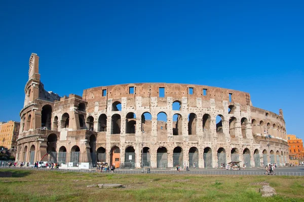 The Colosseum in Rome, Italy. — Stock Photo, Image