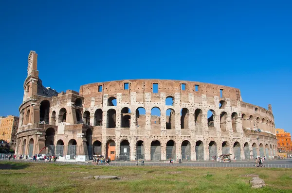 The Colosseum in Rome, Italy. — Stock Photo, Image