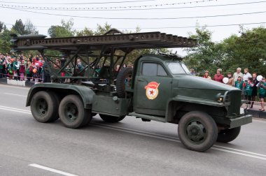 Rusya-Eylül 17: geçit töreninde bryansk Eylül 17,2013. Bryansk idari Merkezi bryansk Oblastı, Rusya, 379 kilometre (235 mil) güneybatısında Moskova biridir.