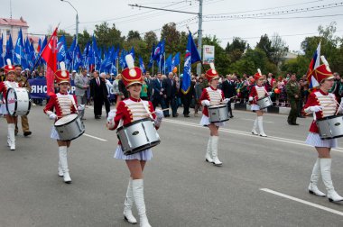 Rusya-Eylül 17: geçit töreninde bryansk Eylül 17,2013. Bryansk idari Merkezi bryansk Oblastı, Rusya, 379 kilometre (235 mil) güneybatısında Moskova biridir.