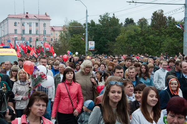 RUSSIA-SEPTEMBER 17: Parade in Bryansk on September 17,2013. Bryansk is a city and the administrative center of Bryansk Oblast, Russia, located 379 kilometers (235 mi) southwest of Moscow. — Stock Photo, Image