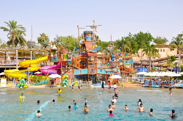 Дубай Червень 6: wild wadi водних парку червня 6,2009 у Дубаї. аквапарк Wild wadi знаходиться відкритий аквапарк в Дубай, Об'єднані Арабські Емірати. Стокове Зображення