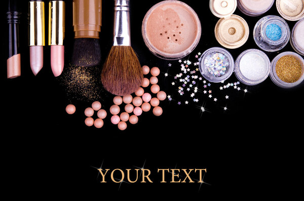 кисть и косметика
