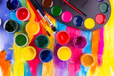 Palet boyar, fırça boyar