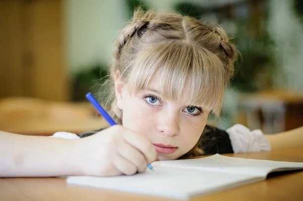 Schoolmeisje — Stockfoto