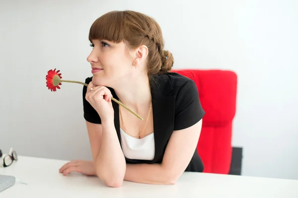 A girl in the office — Stock Photo, Image