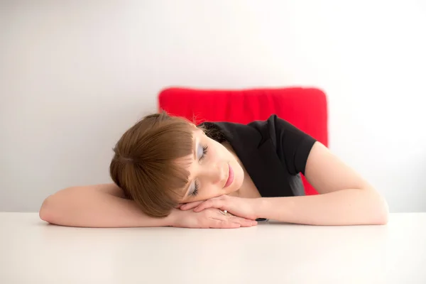 A girl in the office — Stock Photo, Image