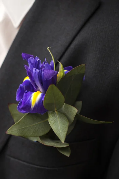 Boutonniere kosatce — Stock fotografie