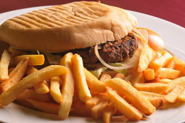 Hamburger and potetos — Stock Photo, Image