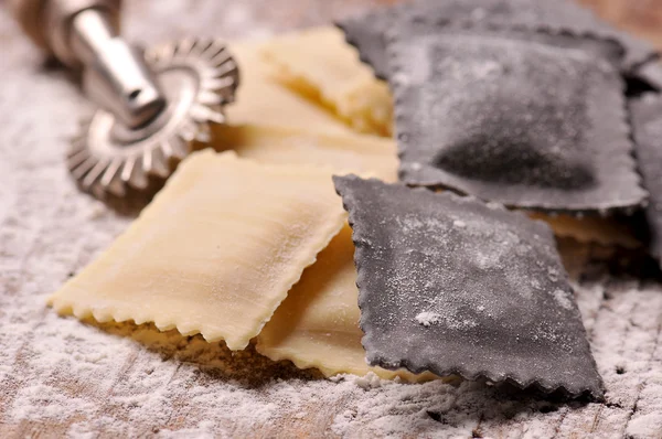 Ravioli gevuld — Stockfoto