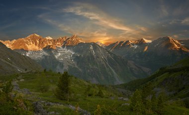 rasvet Dağlarırasvet a hegyekben