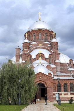 Katedral, Hüzünlü Tanrı 'nın Annesi' nin simgesi adına. Ada şehri Sviyazhsk, Rusya, Tataristan. Hristiyan tapınağı, katedral