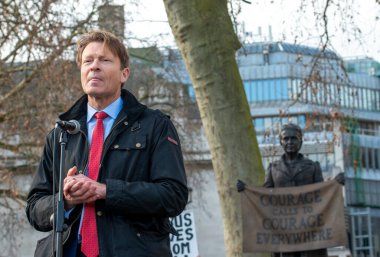 Londra, İngiltere, 5 Şubat 2022. Seçim Yasa Tasarısı aleyhinde yapılan Make Oy Meselesi mitinginde konuşan Richard Tice milletvekili, Avam Kamarası 'na Orantılı Temsili' yi tanıtma kampanyası yürütüyor..