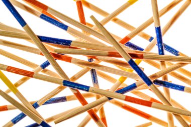 Mikado. Mikado, Avrupa kökenli ve aynı uzunlukta sopalarla oynanan bir pick-up sopa oyunudur. Yüksek tuşlu makro