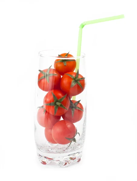 Vidrio con tomates frescos — Foto de Stock