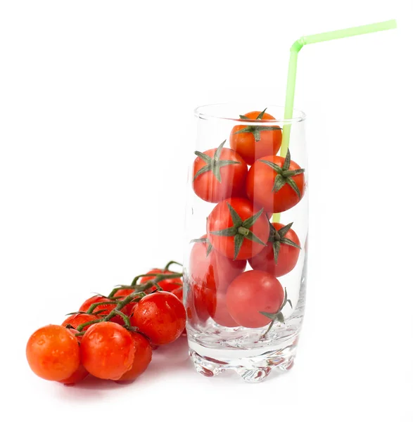 Taze domates ile cam — Stok fotoğraf