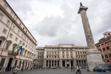 Roma - 13 Eylül. Piazza colonna rion merkezindedir