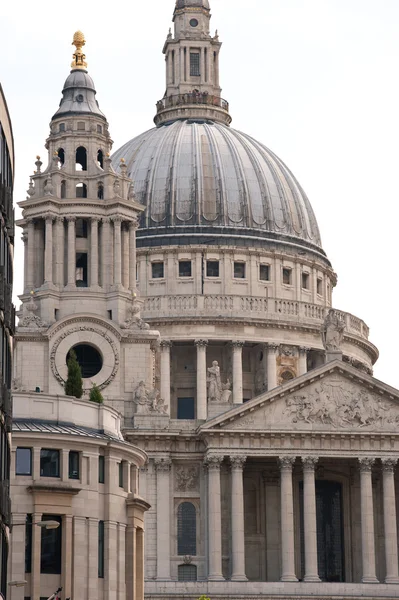 在伦敦，英国圣圣保罗大教堂 — 图库照片
