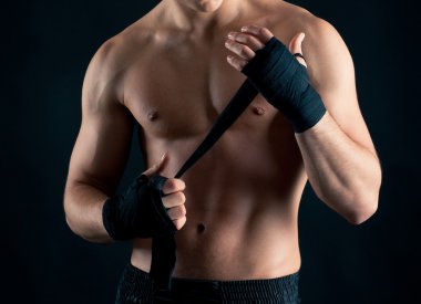 sporcu boxer yoğun stüdyo portre siyah arka plan