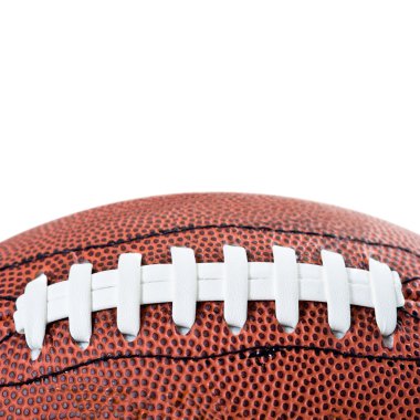 Amerikan futbolu topu. Beyaz arka plan üzerinde izole