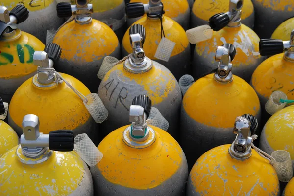 Tanques de oxígeno para el buceo — Foto de Stock