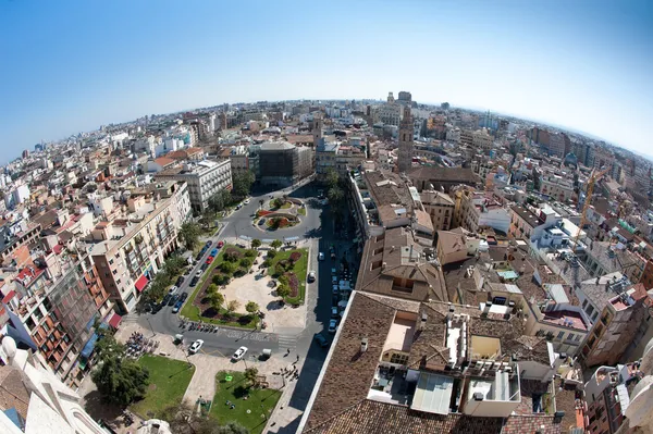 Utsikt över takåsarna i valencia, Spanien, från toppen av domkyrkan — Stockfoto