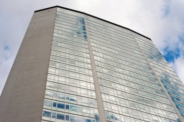 Milan, İtalya - 31 Nisan: pirelli Kulesi mimarı gio ponti tarafından öngörülen gökdelendir. 1960 yılında tamamlanması, 127 m., İtalya'da en yüksek binası olduğunu. 31 Mayıs 2012 Milano, İtalya