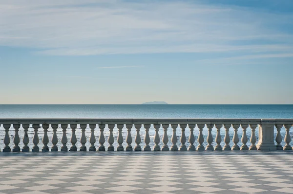 Mascagni teras di depan laut, Livorno. Tuscany, Italia — Stok Foto