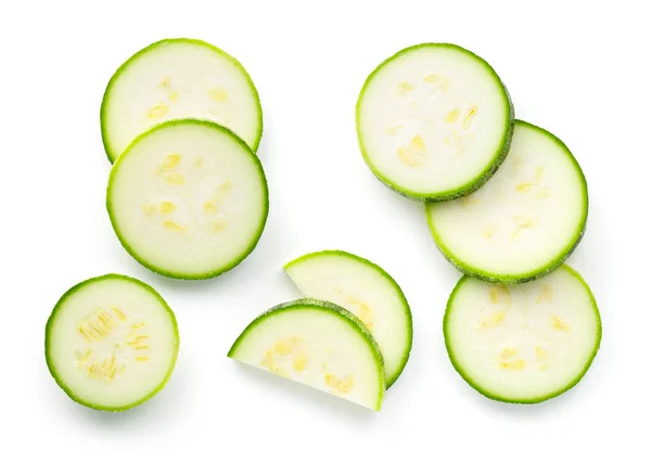 Stukken Gesneden Courgette Geïsoleerd Witte Achtergrond Vlakke Lay Bovenaanzicht — Stockfoto