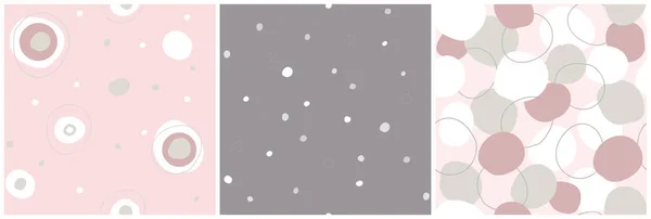 Dots Circles Seamless Pattern Hand Drawn Doodle Style Repeated Backgrounds — Vetor de Stock
