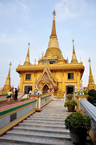 Templo Keereewong —  Fotos de Stock