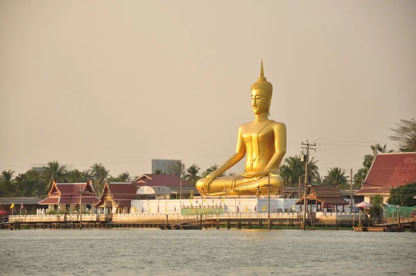 Thai temple — Stock Photo, Image