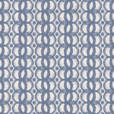 Kusursuz Fransız jeo keteni çiçekli kumaş kaplama. Provence mavi gri keten desenli doku. Eski püskü, şık, bulanık bir arka plan. Her yerde tekstil kırsalı var.