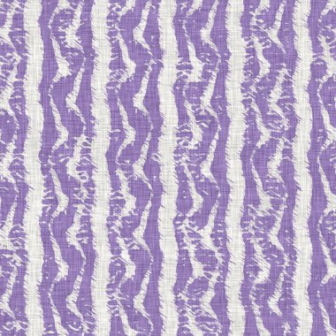Lavanta çiftliği kırık şerit deseni. Çizgili ülke çizgileri parmak izlerinin üzerine örülmüş. Mor rustik baskılı kumaş efekti. Provence stili, pejmürde ev dekoru kumaşı..