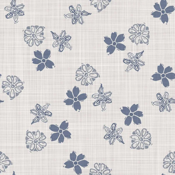 Fondo de tela impresa de lino de flores de granja francesa sin costuras. Provenza azul gris textura del patrón. Shabby estilo elegante tejido de fondo. Escándalos rústicos textiles por todo el efecto de impresión. — Foto de Stock