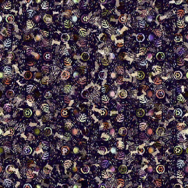 Exótico estampado boho de camuflaje floral multicolor. Inconsútil otoñal oscuro terreno patrón de repetición detallada. — Foto de Stock
