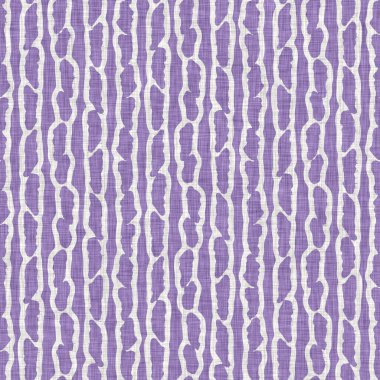 Lavanta çiftliği kırık şerit deseni. Çizgili ülke çizgileri parmak izlerinin üzerine örülmüş. Mor rustik baskılı kumaş efekti. Provence stili, pejmürde ev dekoru kumaşı..